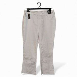 🌹𝐍𝐖𝐓-𝐄𝐓𝐇𝐘𝐋 𝐂𝐋𝐎𝐓𝐇𝐈𝐍𝐆 𝐖𝐇𝐈𝐓𝐄 𝐏𝐔𝐋𝐋 𝐎𝐍 𝐒𝐓𝐑𝐄𝐓𝐂𝐇 𝐉𝐄𝐀𝐍𝐒